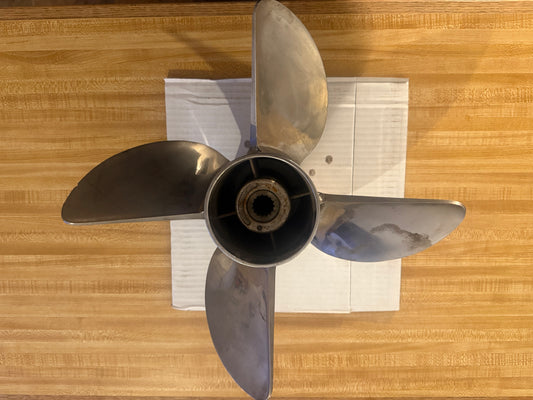 Intimidator Q4 Propeller Hc-cl27r
