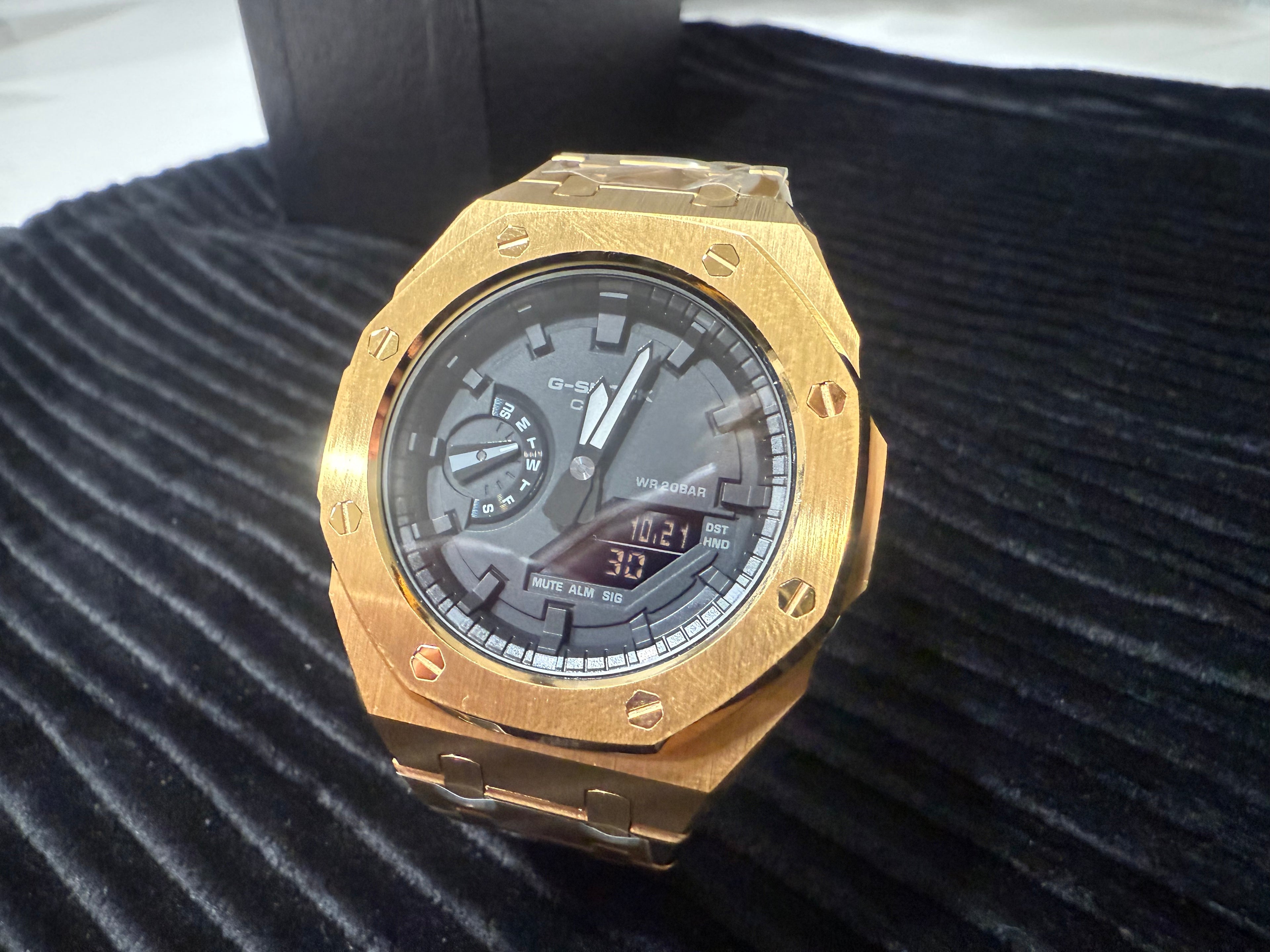 G-SHOCK GA-2100 custom mod BLACK/GOLD